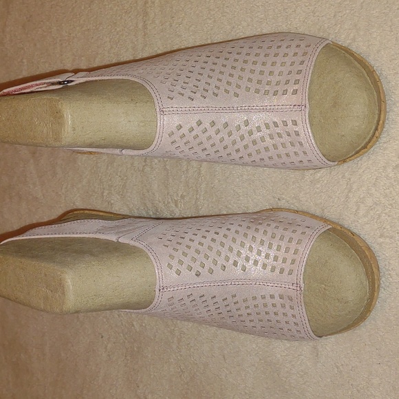 ๐ฃROCKPORT Briah Perf Sling in Metallic๐ footwear - Picture 12 of 14